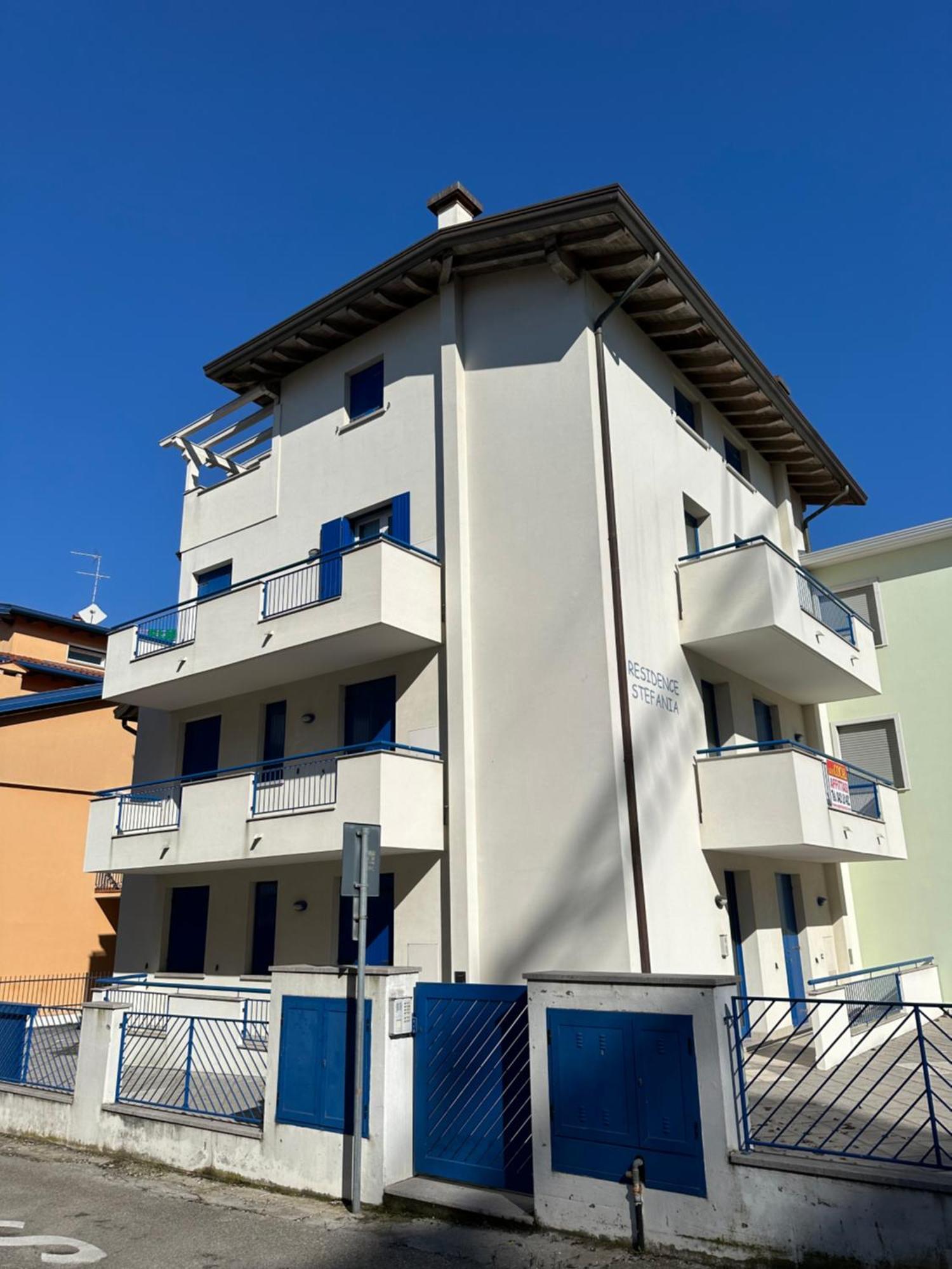 Residence Stefania Attici Su 2 Livelli - Agenzia Cocal Caorle Zewnętrze zdjęcie