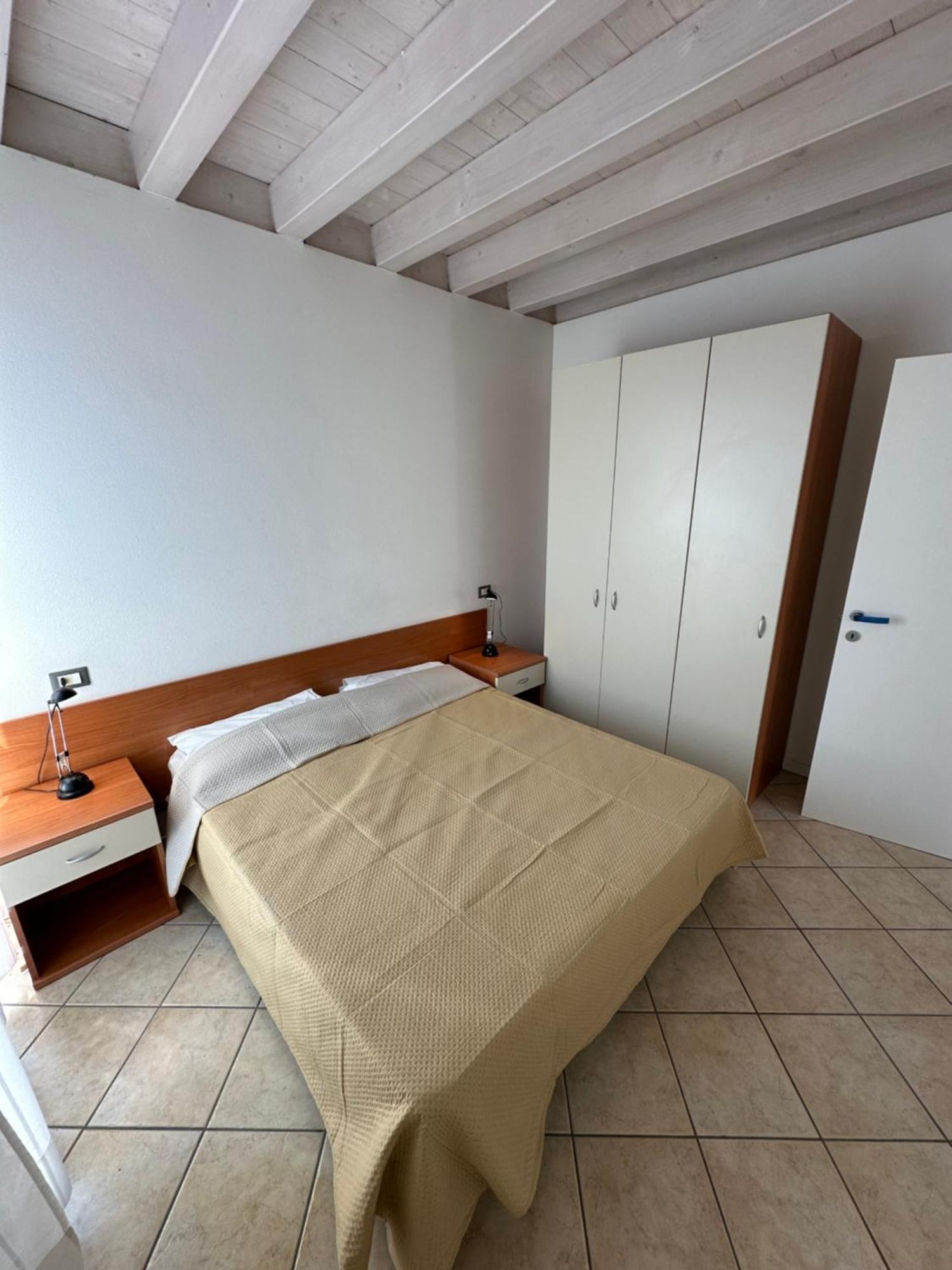 Residence Stefania Attici Su 2 Livelli - Agenzia Cocal Caorle Zewnętrze zdjęcie